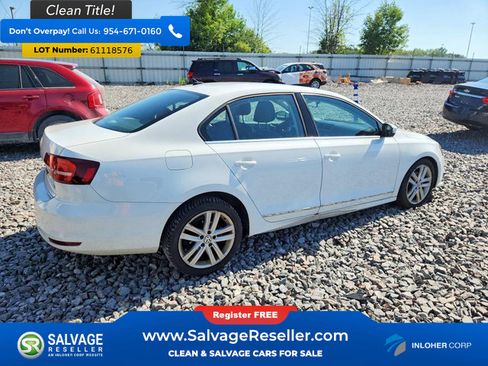 Used 2017 Volkswagen Jetta SEL FWD image 4