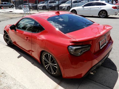 Used 2015 Scion FR-S RWD image 6