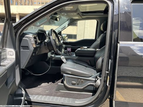 Used 2021 Ford F150 Lariat w/ Equipment Group 502A High AWD/4WD image 8