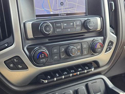 Used 2017 GMC Sierra 1500 SLT AWD/4WD image 30