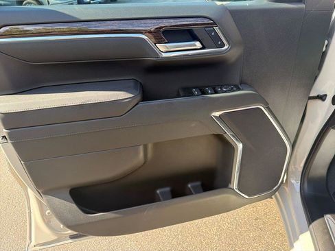 New 2026 GMC Sierra 1500 SLE AWD/4WD image 13