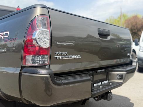 Used 2012 Toyota Tacoma 4x4 Double Cab w/ TRD Sport Pkg image 45