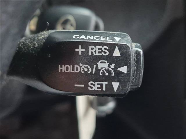 Used 2018 Toyota Corolla LE FWD image 13