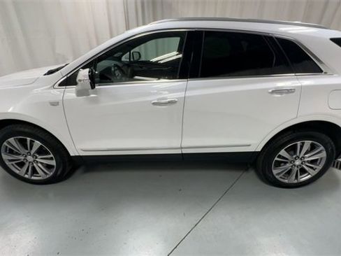 Certified 2023 Cadillac XT5 Premium Luxury w/ LPO, Floor Liner Package image 5