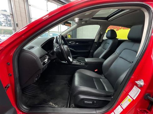 Used 2024 Honda Civic Touring image 11