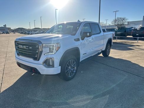 Used 2022 GMC Sierra 1500 AT4 w/ AT4 Premium Package image 2