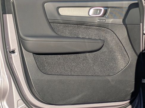 New 2026 Volvo XC40 B5 Plus w/ Protection Package Premier image 10