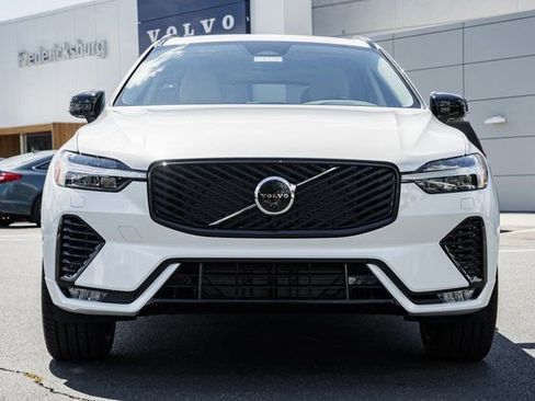 Used 2026 Volvo XC60 B5 Ultra w/ Protection Package Premier AWD/4WD image 2