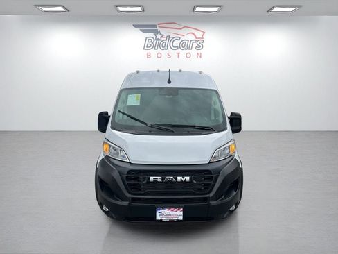 Used 2025 RAM ProMaster 2500 w/ Convenience Group FWD image 2