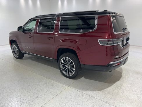 Used 2024 Jeep Grand Wagoneer L Series III image 2