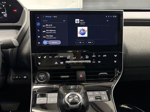 Used 2024 Toyota bZ4X Limited image 9