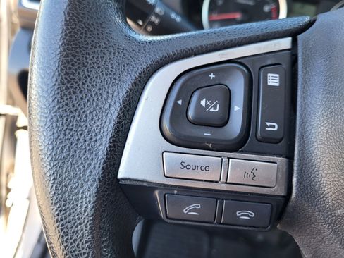 Used 2017 Subaru Forester 2.5i w/ Alloy Wheel Package image 27