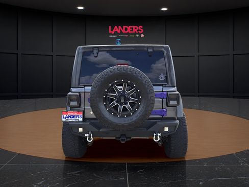 Used 2018 Jeep Wrangler Unlimited Sport S AWD/4WD image 3