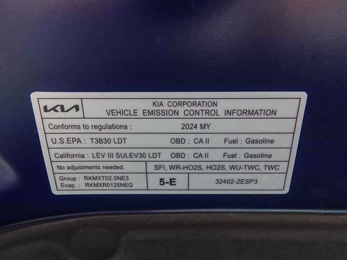 Certified 2024 Kia Seltos EX image 28