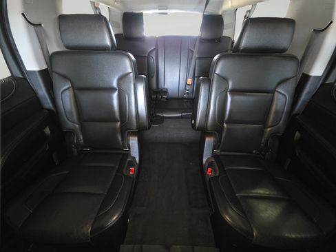 Used 2019 GMC Yukon XL SLT w/ Premium Edition AWD/4WD image 27