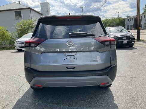 Used 2023 Nissan Rogue S AWD/4WD image 5