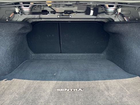 Used 2025 Nissan Sentra SV FWD image 29