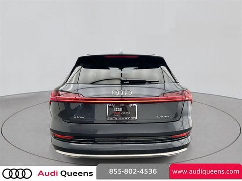 Used 2021 Audi e-tron Premium image 3