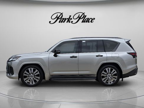 New 2026 Lexus LX 700h Luxury AWD/4WD image 2