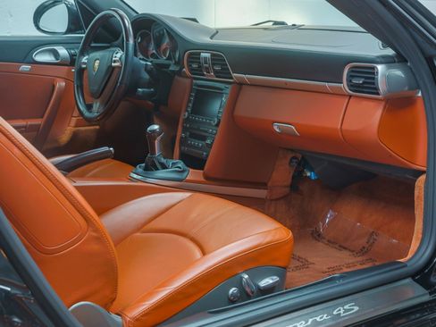 Used 2009 Porsche 911 Carrera 4S image 84