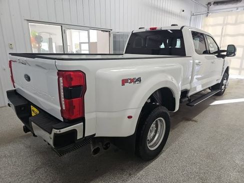 Used 2023 Ford F350 Lariat w/ Lariat Ultimate Package image 7