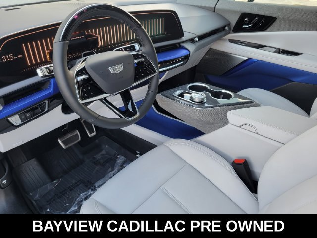 Certified 2027 Cadillac Optiq Luxury RWD image 26