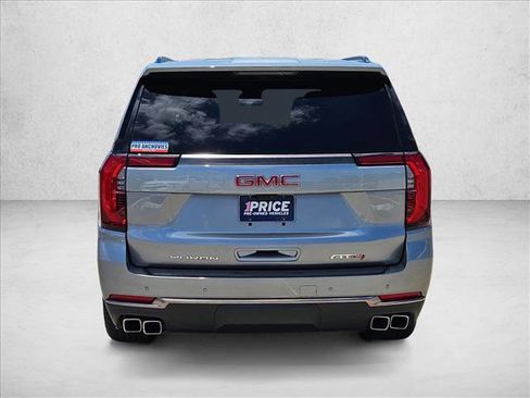 Used 2025 GMC Yukon XL AT4 Ultimate AWD/4WD image 6
