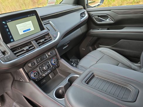 Used 2023 Chevrolet Tahoe RST w/ Luxury Package image 24