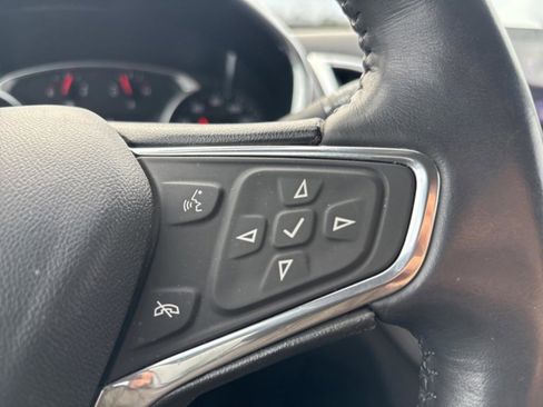 Used 2020 Chevrolet Equinox Premier image 15