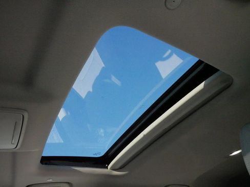 Certified 2026 Honda CR-V EX image 33