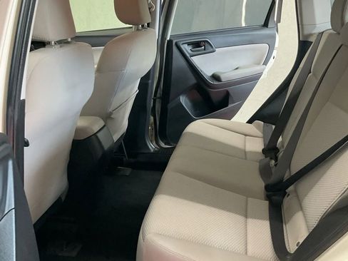 Used 2016 Subaru Forester 2.5i w/ Alloy Wheel Package image 13