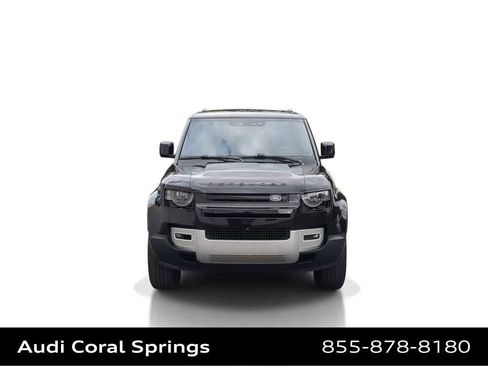 Used 2025 Land Rover Defender 110 S AWD/4WD image 3