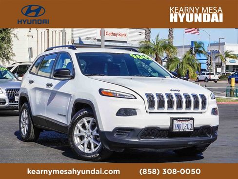 Used 2015 Jeep Cherokee Sport w/ Sport Appearance Group image 1