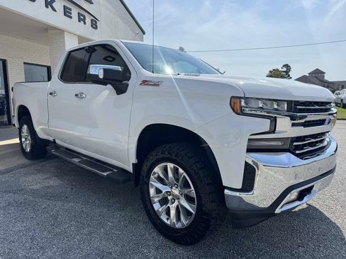 Used 2020 Chevrolet Silverado 1500 LTZ w/ LTZ Plus Package AWD/4WD image 4
