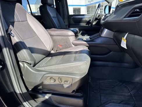 Used 2022 Chevrolet Tahoe RST w/ Sport Performance Package image 8