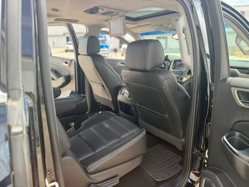 Used 2018 GMC Yukon XL Denali w/ Open Road Package AWD/4WD image 27
