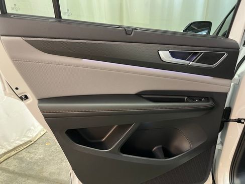 New 2026 Volkswagen Atlas Peak Edition AWD/4WD image 21