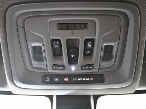 Used 2019 GMC Sierra 1500 Denali w/ Denali Ultimate Package image 36