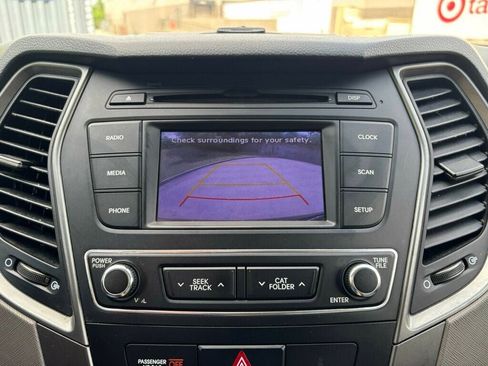 Used 2017 Hyundai Santa Fe Sport FWD image 25
