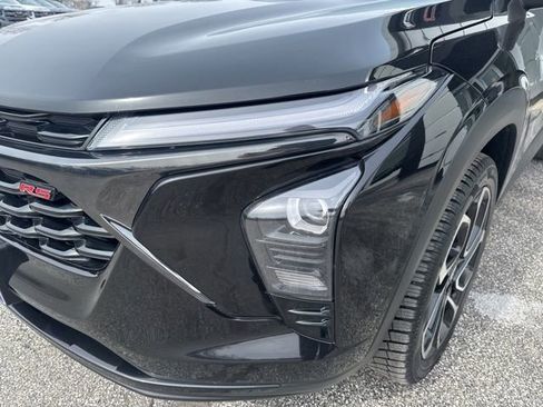 Used 2024 Chevrolet Trax RS w/ Driver Confidence Package image 12