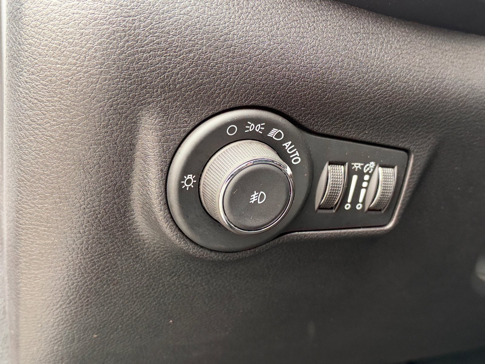 Certified 2024 Jeep Compass Limited AWD/4WD image 24