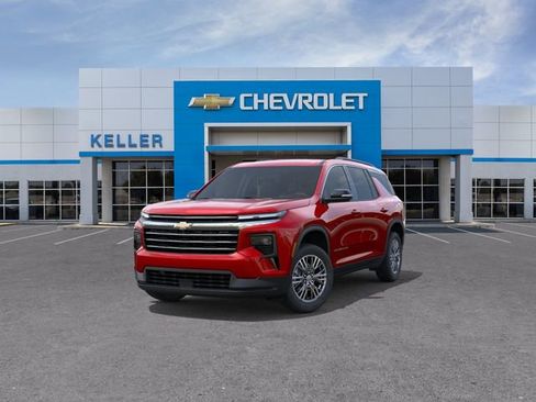 New 2026 Chevrolet Traverse LT image 8