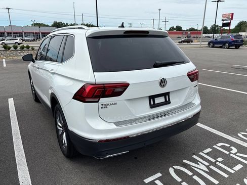Used 2021 Volkswagen Tiguan SEL AWD/4WD image 5