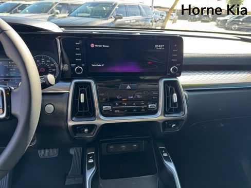 Certified 2022 Kia Sorento S image 21
