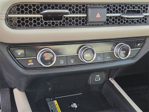 Certified 2023 Honda HR-V EX-L image 31