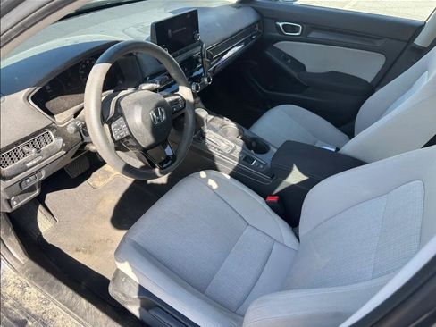 Used 2023 Honda Civic LX image 3