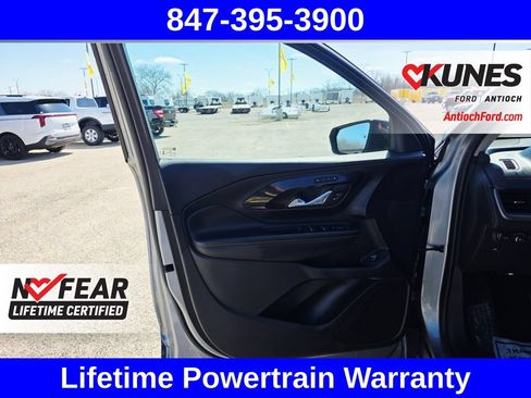 Used 2023 GMC Terrain AT4 AWD/4WD image 17