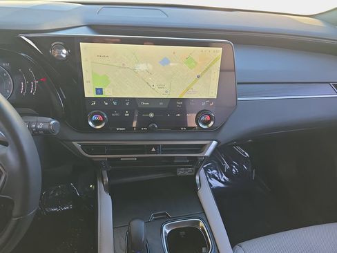 Used 2024 Lexus RX 350 Premium w/ Accessory Package (Z1) image 23