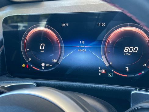 Used 2022 Mercedes-Benz GLB 250 4MATIC image 24