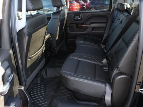 Used 2019 GMC Sierra 3500 SLT w/ Duramax Plus Package image 18